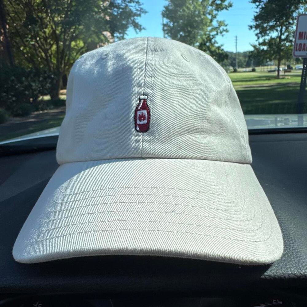 Vineyard Vines Cream Bottle Logo Embroidered Dad Hat Preppy Cap